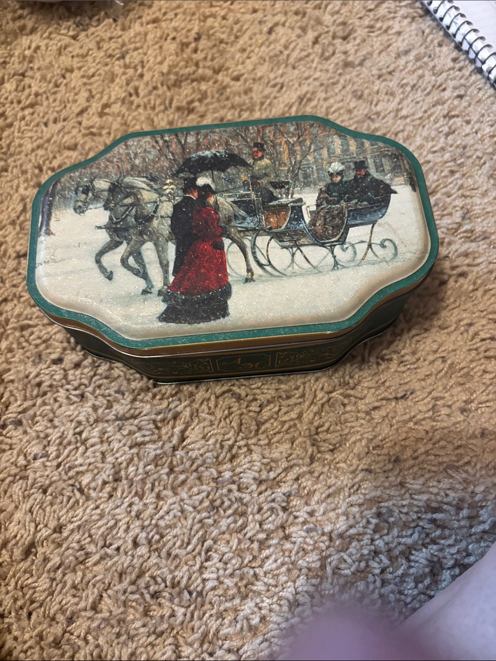Decorative Green and Red Winter Scene Keepsake Tin - Unbranded